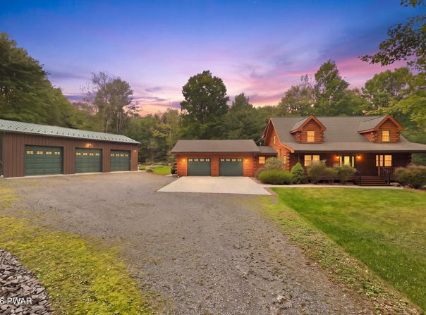 47 Fermoy Lane, Waymart, PA 18472