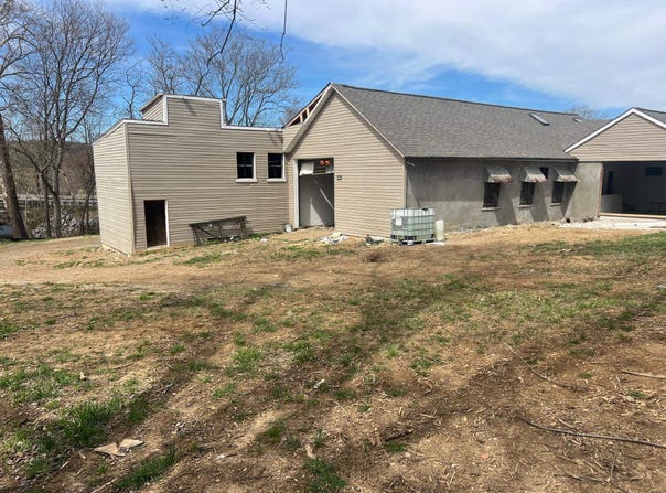 STUARTS DRAFT, VA 24477