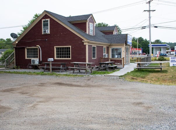 1587 Atlantic Highway, Waldoboro, ME 04572