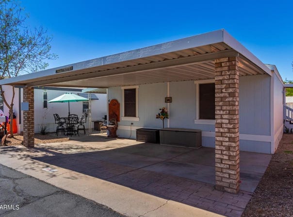 2131 E Union Hills Dr, Phoenix, AZ 85022