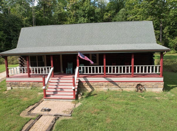 8541 Buffalo, Poland, IN 47868
