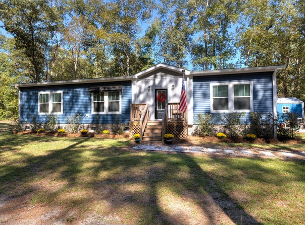 1240 Stukes Road, Manning, SC 29102