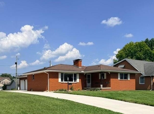 958 Shaw Drive, Newark, OH 43055