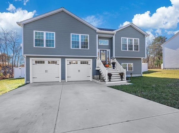 162 Bertenshaw Road, Woonsocket, RI 02895