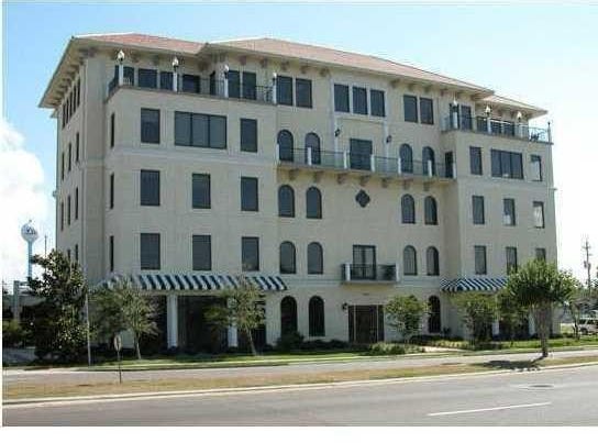 543 Harbor Boulevard, Destin, FL 32541