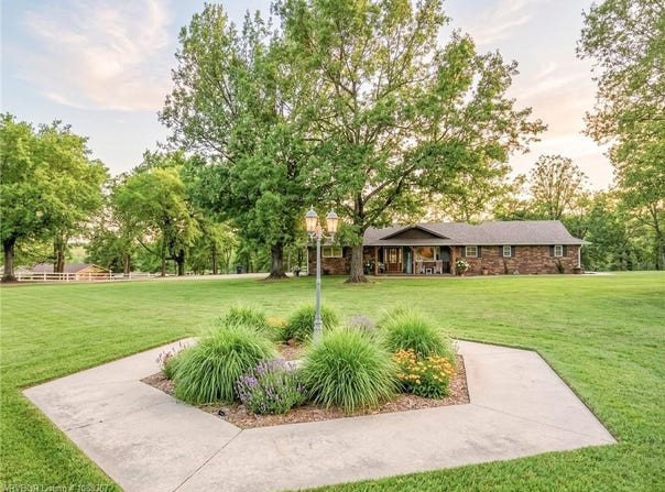 110662 S 4750 RD, Muldrow, OK 74948