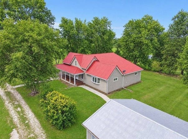 321 350 E. Street, Mt Sterling, IL 62353