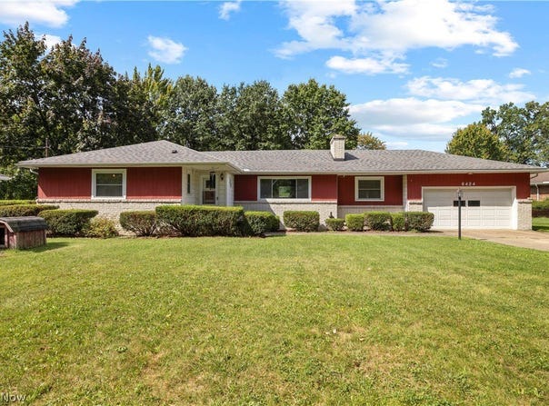 6424 Murray Ridge Road, Elyria, OH 44035