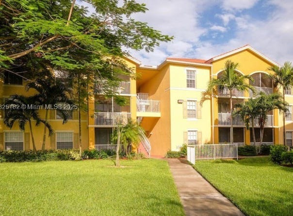 4149 RESIDENCE DR., Fort Myers, FL 33901