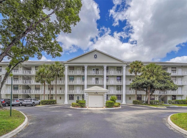 1713 Whitehall Drive, Davie, FL 33324