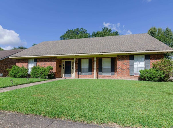 1536 Cora Dr, Baton Rouge, LA 70815