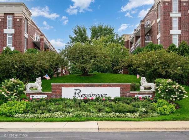 7071 W TOUHY Avenue, Niles, IL 60714