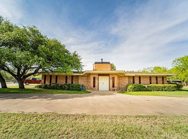 4 Chaparral Lane, Breckenridge, TX 76424