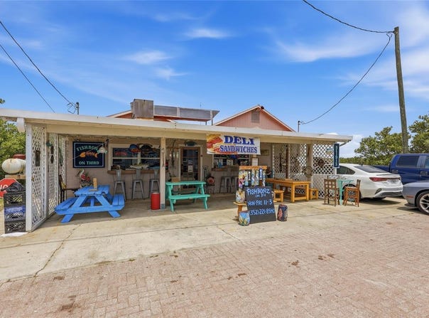 505 3RD Street, CEDAR KEY, FL 32625
