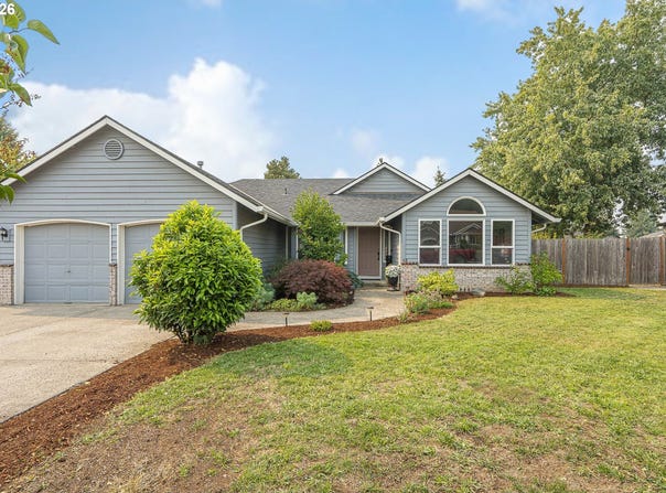 849 E 9TH Ct, Lafayette, OR 97127