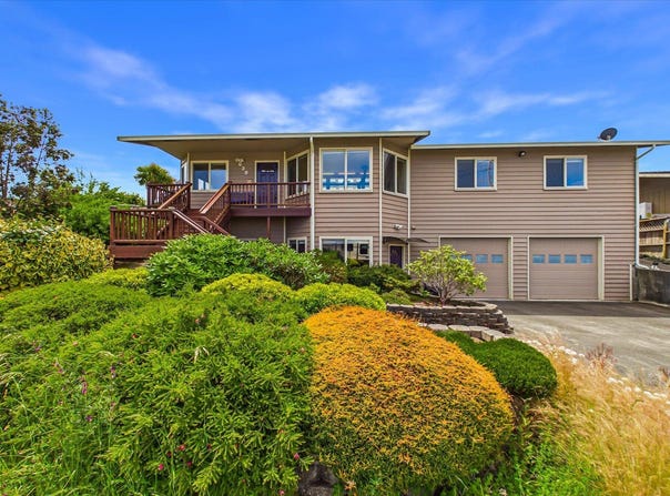 6639 Emerson Court, Eureka, CA 95503