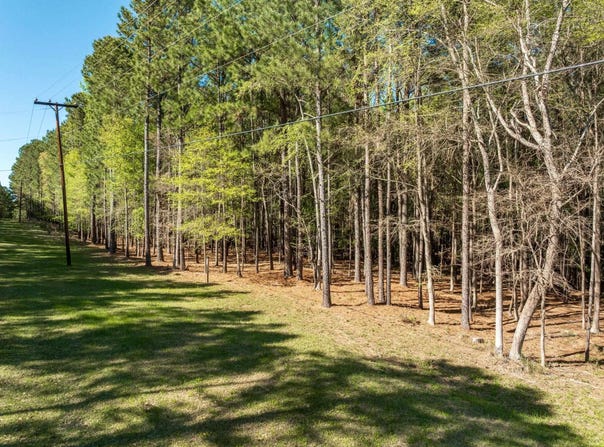 201 Peninsula Drive, Prosperity, SC 29070