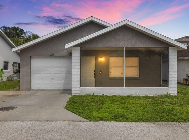 4753 SILVER Circle, ZEPHYRHILLS, FL 33541