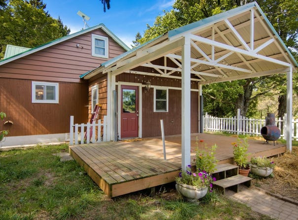 6727 Pierce Road, Kingsley, MI 49649