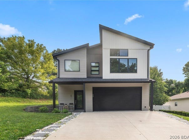33 Hidden Cave Drive, Osage Beach, MO 65065