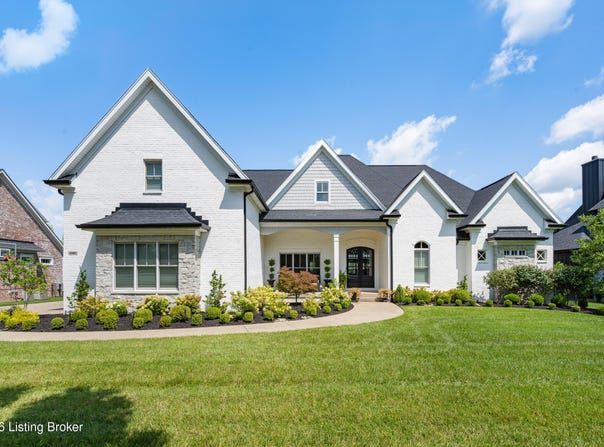 4945 Spring Farm Rd, Prospect, KY 40059