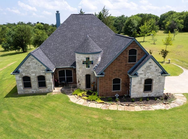 303 Celtic Road, Howe, TX 75459