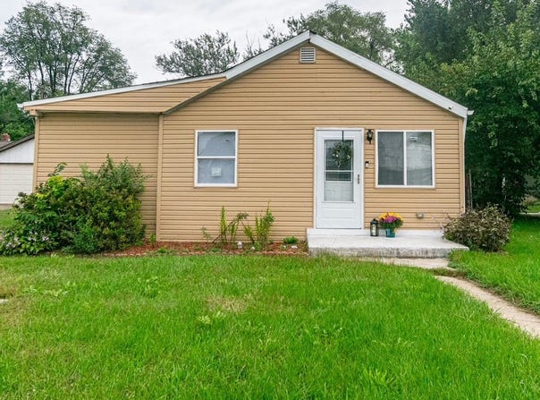 2730 9th Street, Rockford, IL 61109