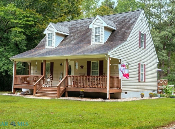 1636 Edgehill Road, Church View, VA 23032