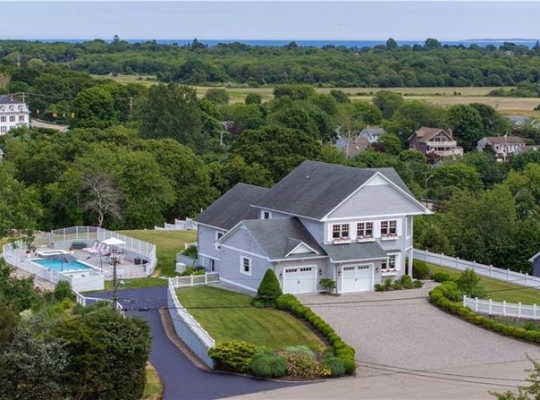 19 Moonlight Drive, Westerly, RI 02891