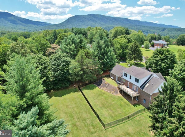 79 SUNSET Court, EDINBURG, VA 22824