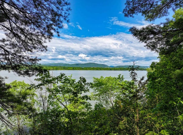 185 Holmes Lane, Shoreham, VT 05770