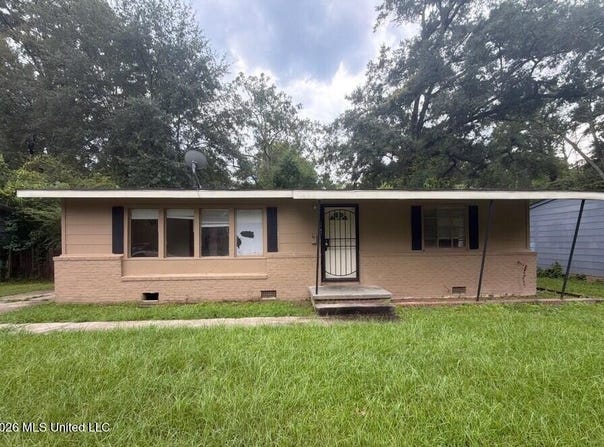 2747 Emerald Drive, Jackson, MS 39212