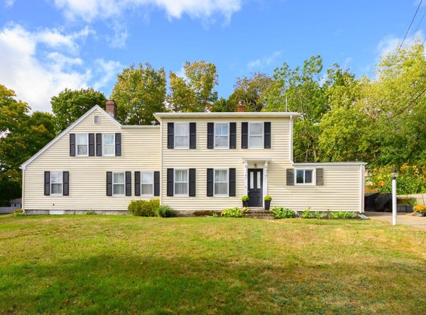 1 Fort Hill, Hingham, MA 02043