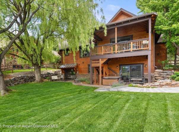 3862 Crystal Bridge Drive, Carbondale, CO 81623
