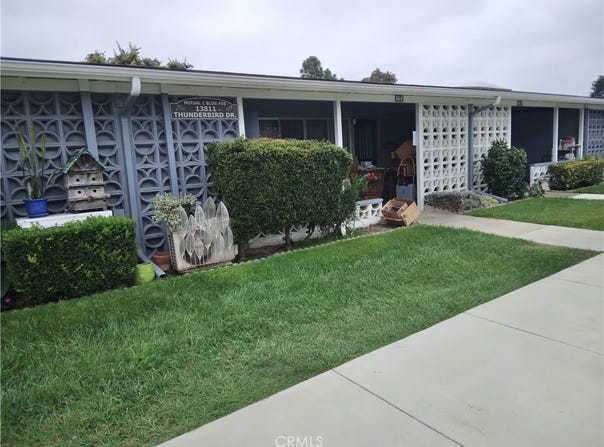 10811 Thunderbird Dr, Seal Beach, CA 90740