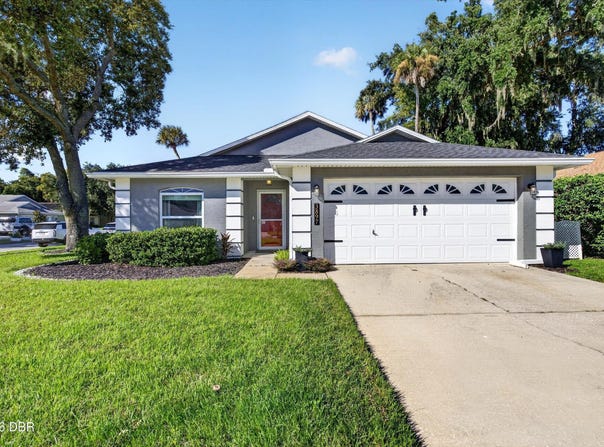 3897 Long Grove Lane, Port Orange, FL 32129