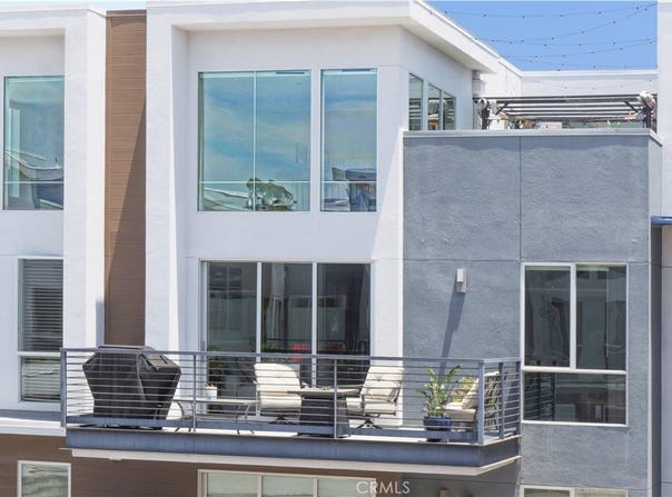 1920 S Pacific Coast HWY, Redondo Beach, CA 90277