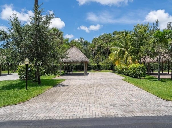 147 S Cortez Dr, Margate, FL 33068