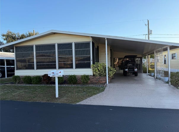 4165 ROLLING OAKS Drive, WINTER HAVEN, FL 33880