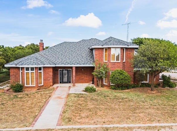 454 County Rd 105, Seminole, TX 79360