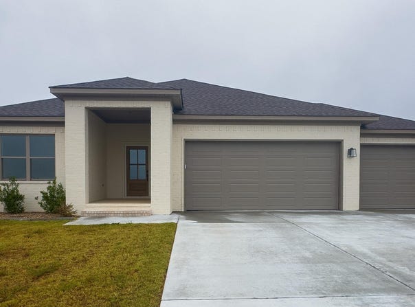 300 Alyece Ln, Hensley, AR 72065
