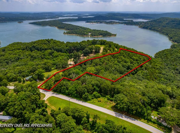 16 Acres Cliffside Drive, Galena, MO 65656