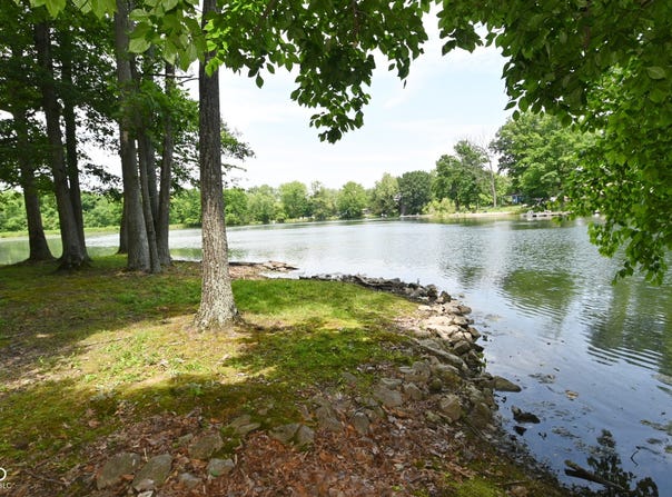 N Lower Lake Drive, Martinsville, IN 46151