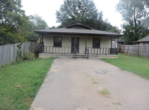 877 PINE ST, Waldron, AR 72958