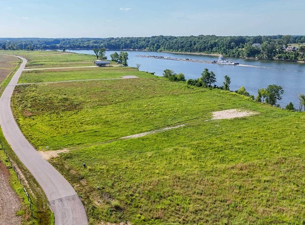 CRAVENS Rd lot: 97, Savannah, TN 38372