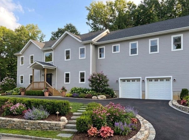 108 Mt Olive Rd, Mount Olive Twp., NJ 07836-9723