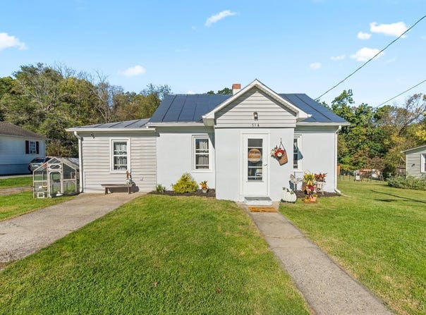 514 F Street, Staunton, VA 24401