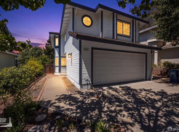 5022 Gloucester Lane, Martinez, CA 94553