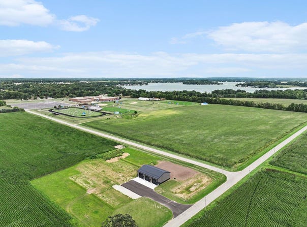 22808 Kamp Kozy, Cassopolis, MI 49031