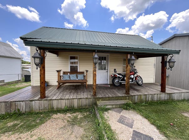 107 E 2nd Street, Mountain View, MO 65548